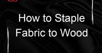 how to staple fabric to wood 110709