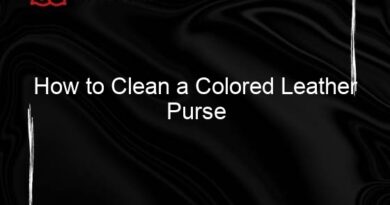 How to Clean a Colored Leather Purse